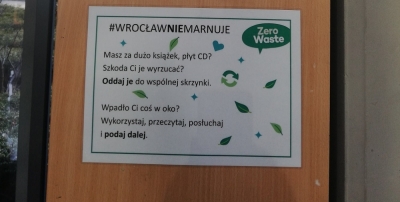 Bierz, co chcesz. We Wrocławiu stanęły szafy z rzeczami do wymiany