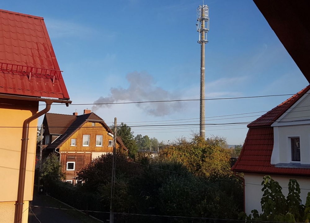 43 metry niezgody. Mieszkańcy Sobieszowa chcą usunięcia masztu telefonicznego - fot. Piotr Słowiński