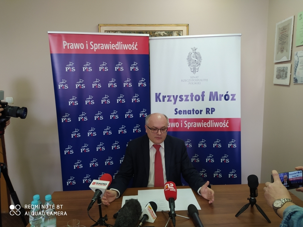 Krzysztof Mróz: "Premier i prezydent wkrótce przyjadą do Jeleniej Góry" - fot. Piotr Słowiński