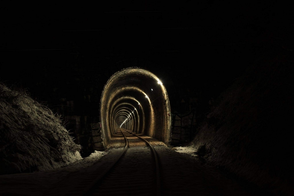 Najdłuższy kuty w skale tunel kolejowy w Polsce znów zostanie zamknięty - Fot. Linia kolejowa nr 286 - Facebook