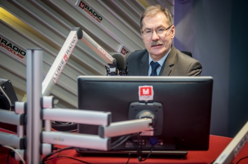 Koronawirus: List Dolnośląskiego Kuratora Oświaty do dyrektorów przedszkoli, szkół i placówek - (fot. Andrzej Owczarek)