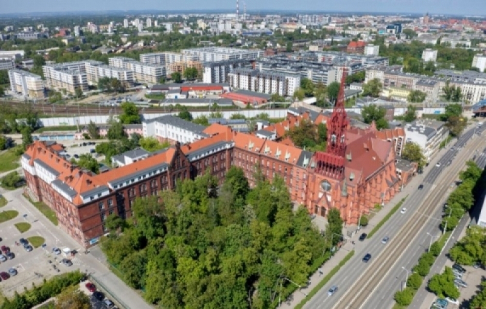 Wrocław: Szpital na Grabiszyńskiej wstrzymuje przyjęcia - fot. Columba livia/fotopolska.eu (CC BY-SA 4.0)