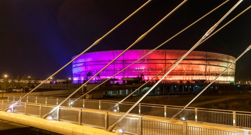 Wrocław dziękuje medykom. Pokaz laserowy na Stadionie Wrocław - fot. materiały prasowe