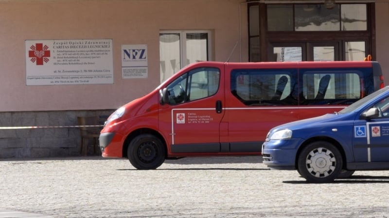 Koronawirus. Znane są kolejne wyniki testów jeleniogórskim ZOL-u - fot. Gabriela Stefanowicz