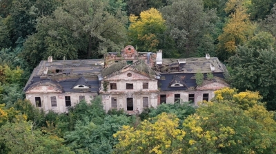 Pałace umierają stojąc. Od 1945 roku zniknęła bezpowrotnie połowa dolnośląskich zamków i pałaców