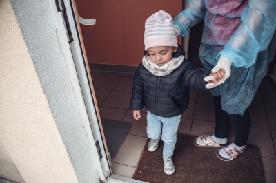 Maski, fartuchy, częsta dezynfekcja - tak wyglądają teraz żłobki [FOTOREPORTAŻ] - 2