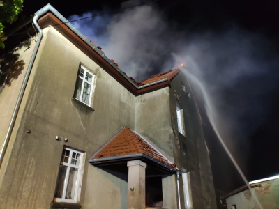 Pożar w Wińsku. 17 osób bez dachu nad głową - 11