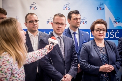 Krzysztof Kubów: Pilnie potrzebowaliśmy maseczek, zawiadomimy prokuraturę ws. oszustw