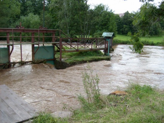 Ostrzegają smsem przed wodą - 13