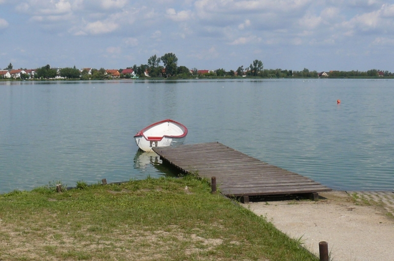 Koniec samowolki budowlanej przy Jeziorze Kunickim - fot. Wikipedia/MOs810