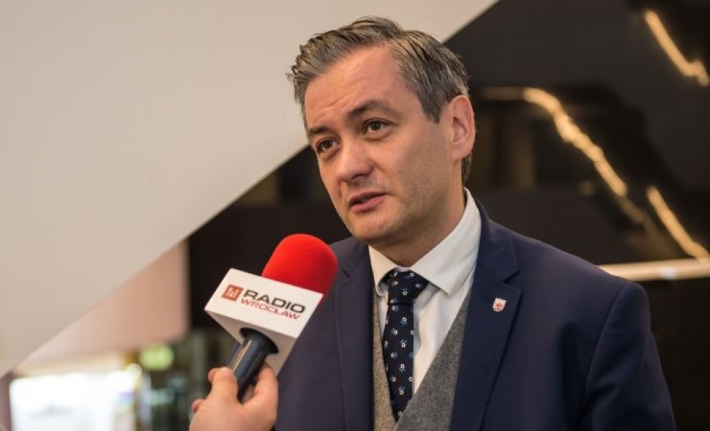 Robert Biedroń: Rywale zajmują się sobą, nie ma dyskusji o problemach Polaków - fot. archiwum Radia Wrocław
