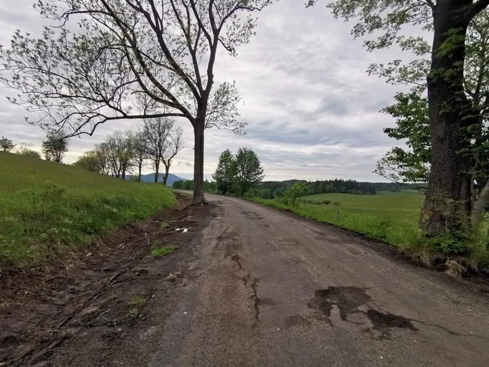 Pojedziemy szybciej z Mieroszowa do Głuszycy. Remont drogi 380 - fot. Andrzej Lipiński