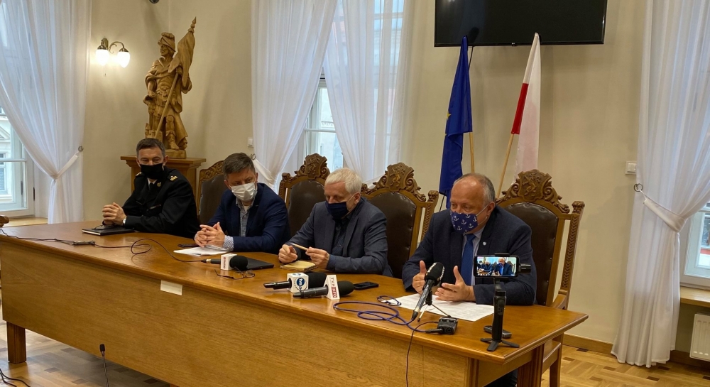 Milion złotych na modernizację zapory w Międzygórzu - Facebook @DworczykMichal