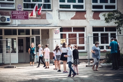 Komputery wreszcie pójdą w kąt. Uczniowie rozpoczęli wakacje - 4
