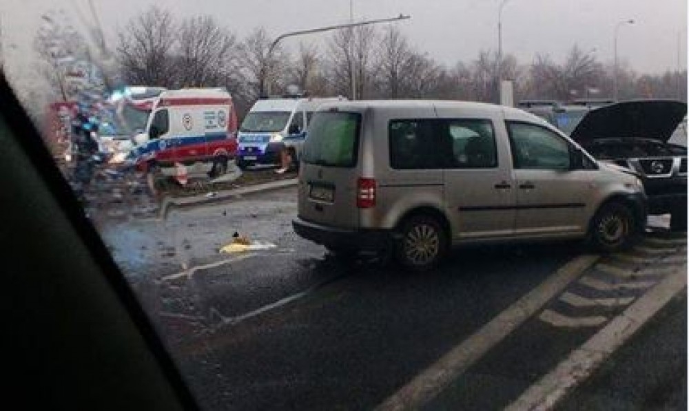 Kierowcy alarmują: Aleja Sobieskiego wciąż jest niebezpieczna - fot. al. Sobieskiego/ archiwum.prw.pl