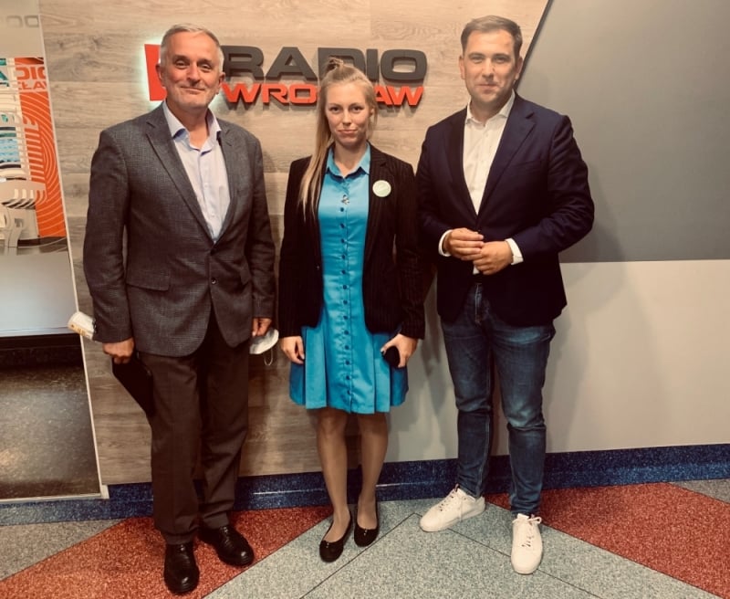 Debata samorządowców: Plastik do plastiku, szkło do szkła... Akcja segregacja - (fot. Radio Wrocław)