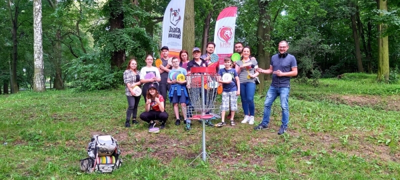Nowa dyscyplina. Połączyli golfa i frisbee - fot. Jarosław Wrona