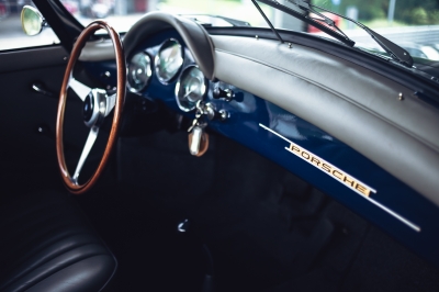 Gratka dla fanów marki Porsche. Ponad 20 klasyków we Wrocławiu - 13