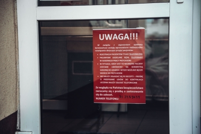 Lekarka z Lądka-Zdroju ukarana. M&oacute;wiła, że koronawirus nie jest groźny