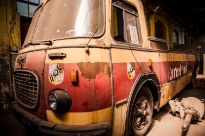 Wrocław: Słynny "Fredruś" zn&oacute;w wyjedzie na ulice. Kultowy autobus-kabriolet zostanie odnowiony