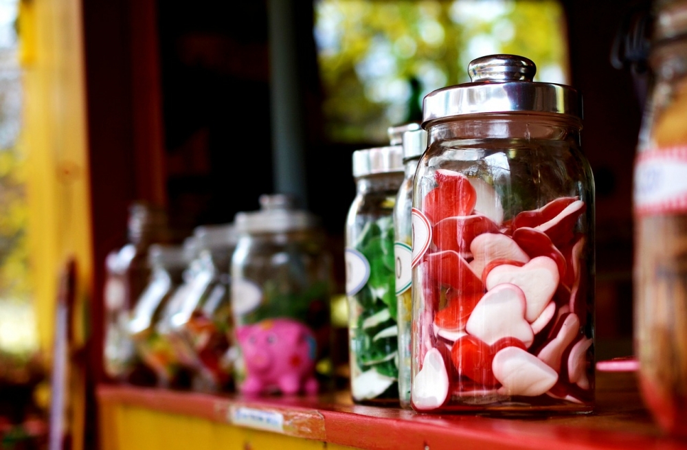 Nauczycielki poprosiły o przyniesienie cukierków. Ostry sprzeciw rodziców - zdjęcie ilustracyjne; fot. pixabay