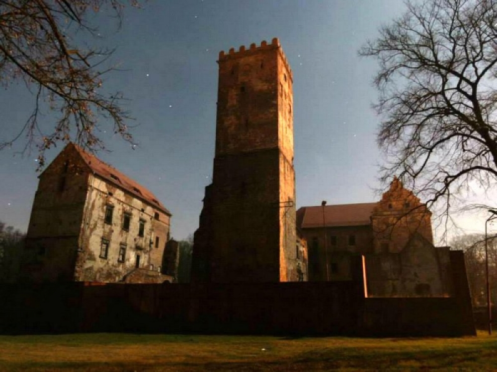 Wieża prochowickiego zamku doczekała się remontu - fot. archiwum radiowroclaw.pl