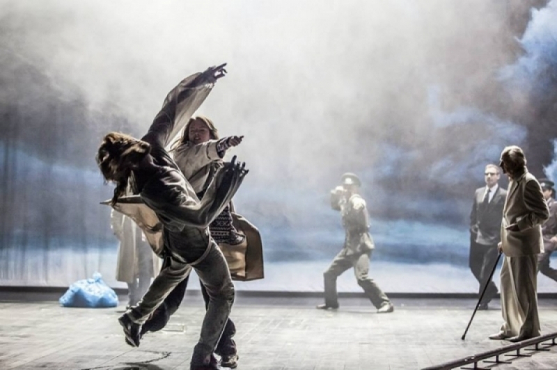 Miasto przejmie słynną scenografię Dziadów - fot. Teatr Polski