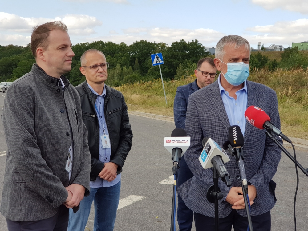 Nowe miejsca pracy i nowa branża produkcyjna w gminie Wałbrzych - fot. Bartosz Szarafin