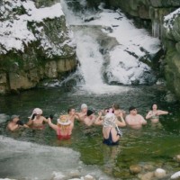 Kąpiele w Wodospadzie Podgórnej