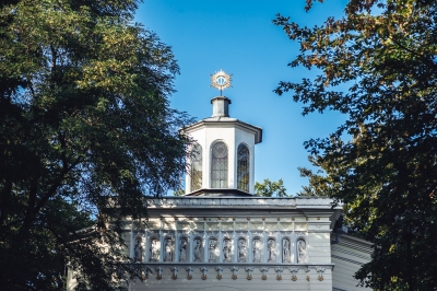 Ukryte na skraju lasu - Święte Wzgórze [FOTOSPACER] - 1