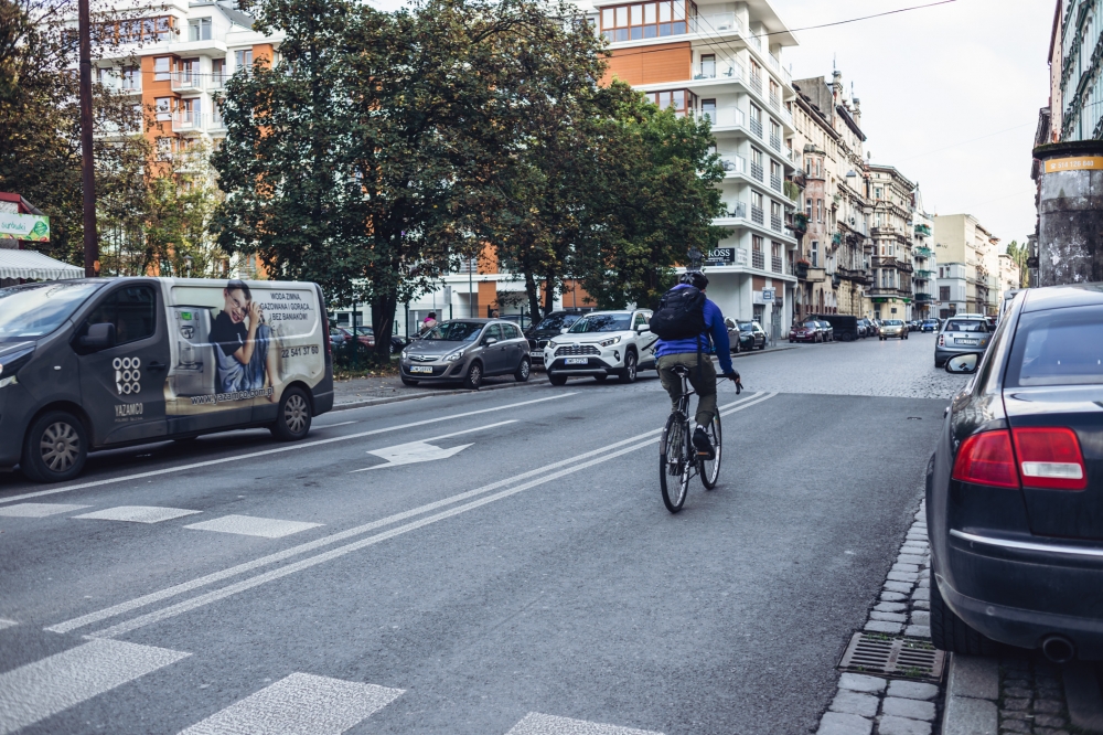 Wrocławscy rowerzyści skarżą się na przejazd ulicą Komuny Paryskiej - Fot. Patrycja Dzwonkowska, Joanna Jaros