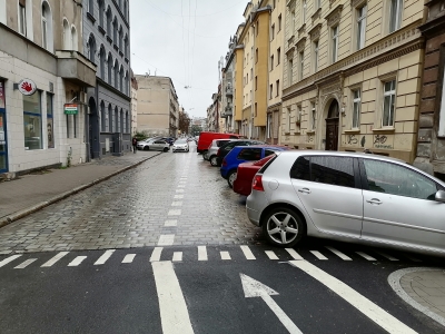 Wrocławscy rowerzyści skarżą się na przejazd ulicą Komuny Paryskiej - 5