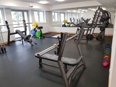 Czwarte liceum w Wałbrzychu ma nową siłownię i salę fitness - 15