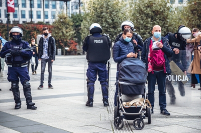 "Noc wieszaka". Kolejne manifestacje po wyroku TK ws. aborcji (ZDJĘCIA) - 13