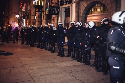 Kilka tysięcy osób na Marszu Niepodległości [ZDJĘCIA] - 22