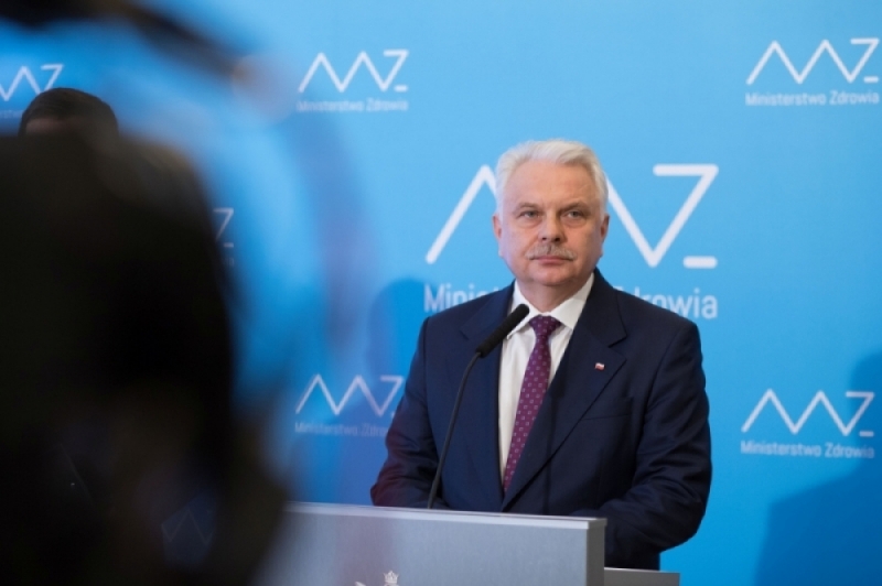 Waldemar Kraska: Polacy nie chcą się badać. (...) Mamy mapę drogową do 27 grudnia - fot. gov,pl