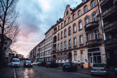 Na uboczu i jakby zapomniana - ul. Grunwaldzka [FOTOSPACER]