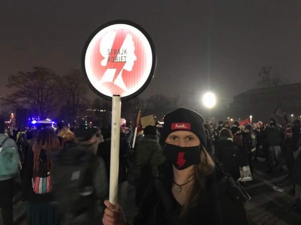 "Wtedy stan wojenny, teraz - stan wojny z kobietami". Kolejny protest we Wrocławiu - fot. Malwina Gadawa