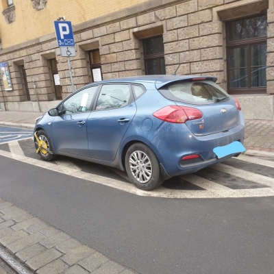 Strażnicy miejscy mają pełne ręce roboty. W grudniu założyli już 300 blokad - 1