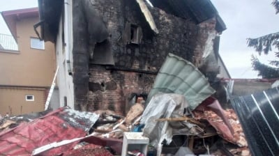 W Jeszkowicach przed wigilią doszło do wybuchu w mieszkaniu. Na pomoc pogorzelcom ruszyli sąsiedzi