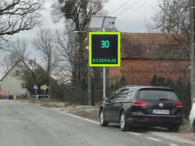 Siechnice: Specjalne tablice poinformują kierowców o przekroczeniu prędkości