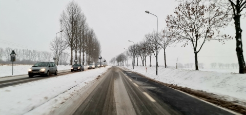 Atak zimy na Dolnym Śląsku. Wypadki na A4, we Wrocławiu przestoje tramwajów - 3