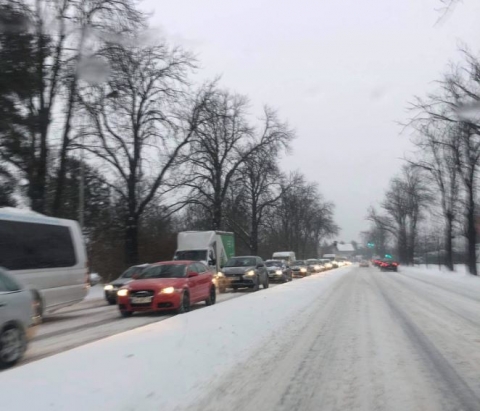 Uwaga! Trudne warunki jazdy w regionie [RAPORT DROGOWY] - 1