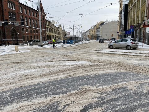 Uwaga! Trudne warunki jazdy w regionie [RAPORT DROGOWY] - 13