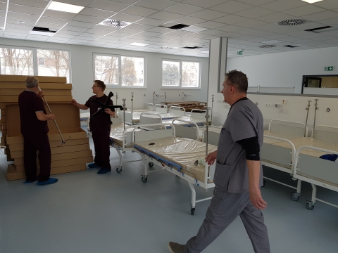 Nowy "blok covidowy" w legnickim szpitalu [ZDJĘCIA] - 4