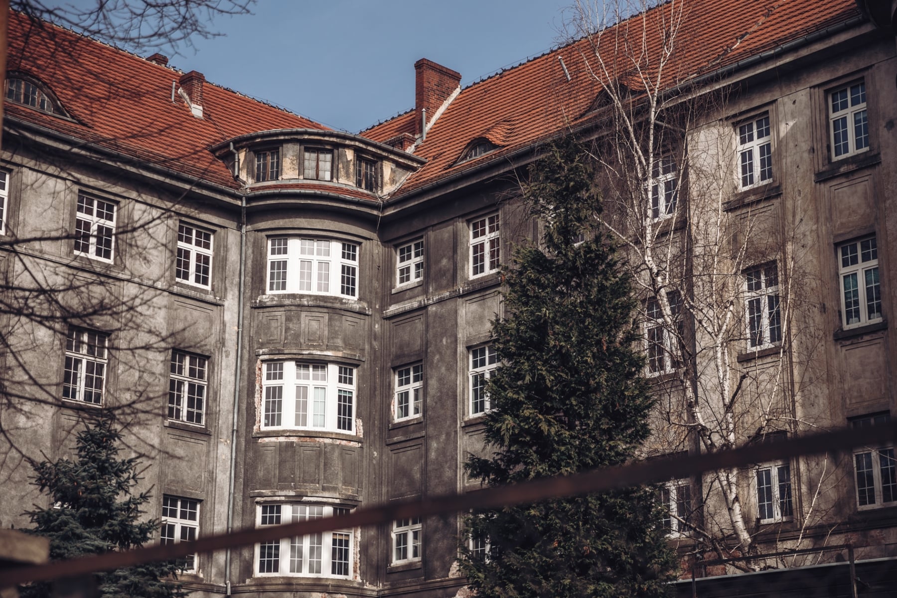 Dawny szpital na ul. Traugutta [FOTOSPACER]
