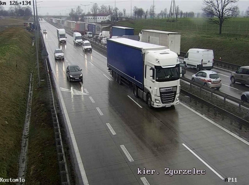 Uwaga, kierowcy. Kolizja na A4, długi korek [AKTUALIZACJA] - fot. GDDKiA