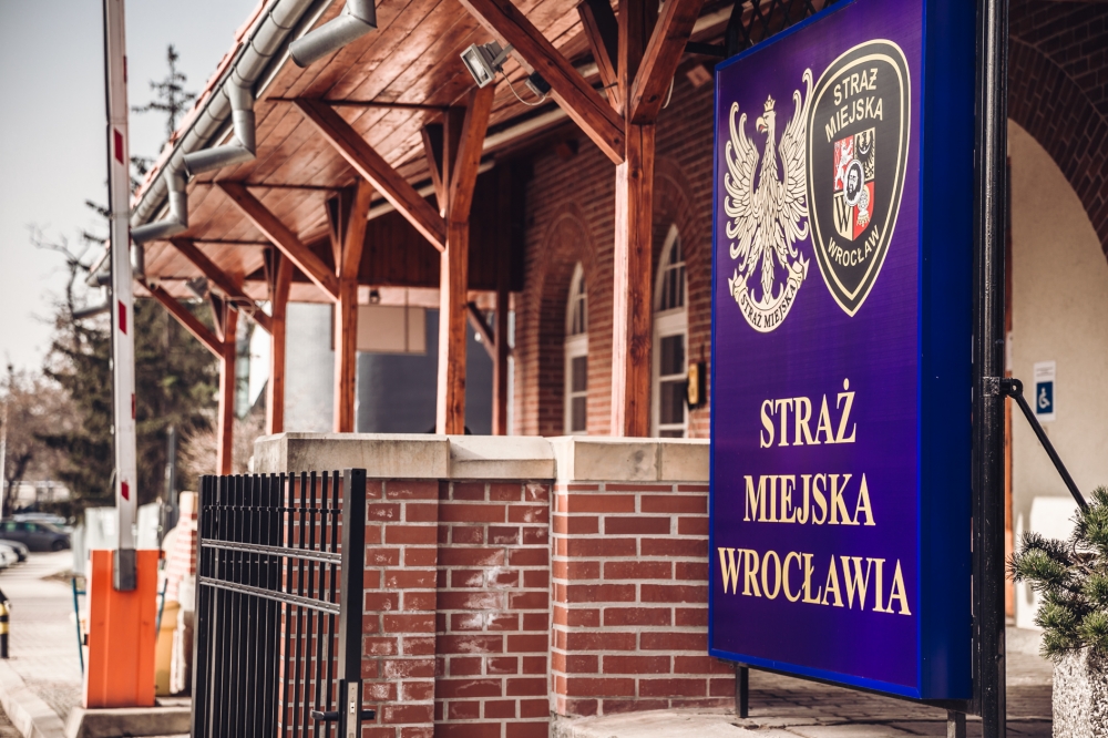 Komendant wrocławskiej Straży Miejskiej jednym z najlepiej opłacanych w Polsce - fot. Patrycja Dzwonkowska
