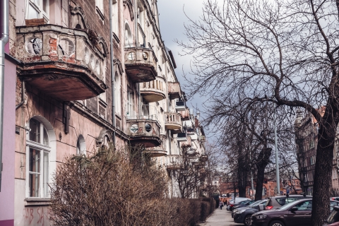 Między szpitalem a więzieniem. Ulica Kraszewskiego [FOTOSPACER] - 11