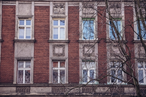 Między szpitalem a więzieniem. Ulica Kraszewskiego [FOTOSPACER] - 13